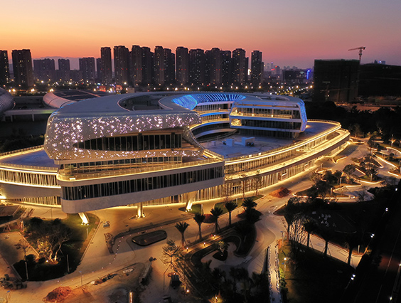 燈火輝煌，勇電助力福州冠城大通廣場(chǎng)